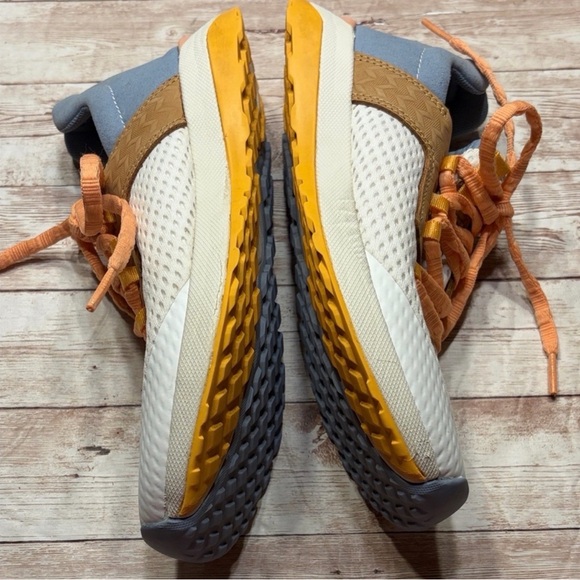 OluKai Waikiki Blue and Orange
Sneakers Size 6 - Picture 8 of 10